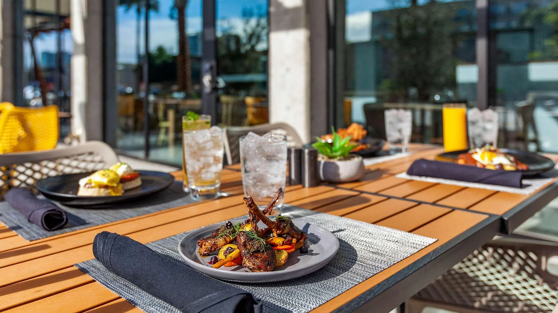 Cambria Downtown Phoenix Convention & Airport Hotel