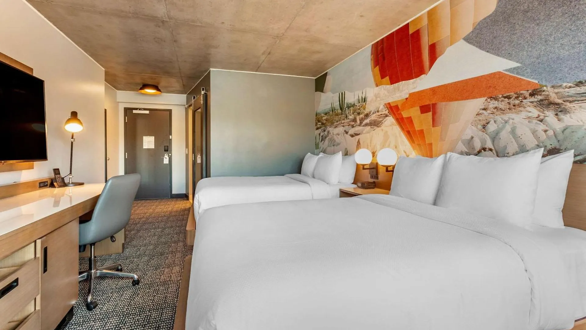 Cambria Downtown Phoenix Convention & Airport Hotel