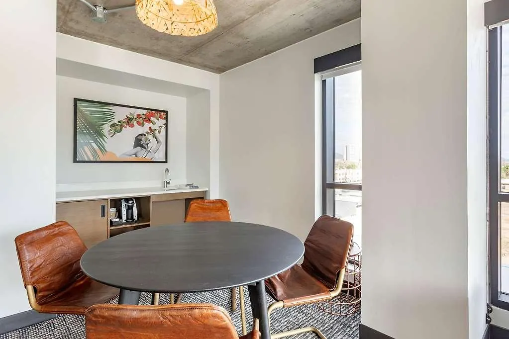 Cambria Downtown Phoenix Convention & Airport Hotel